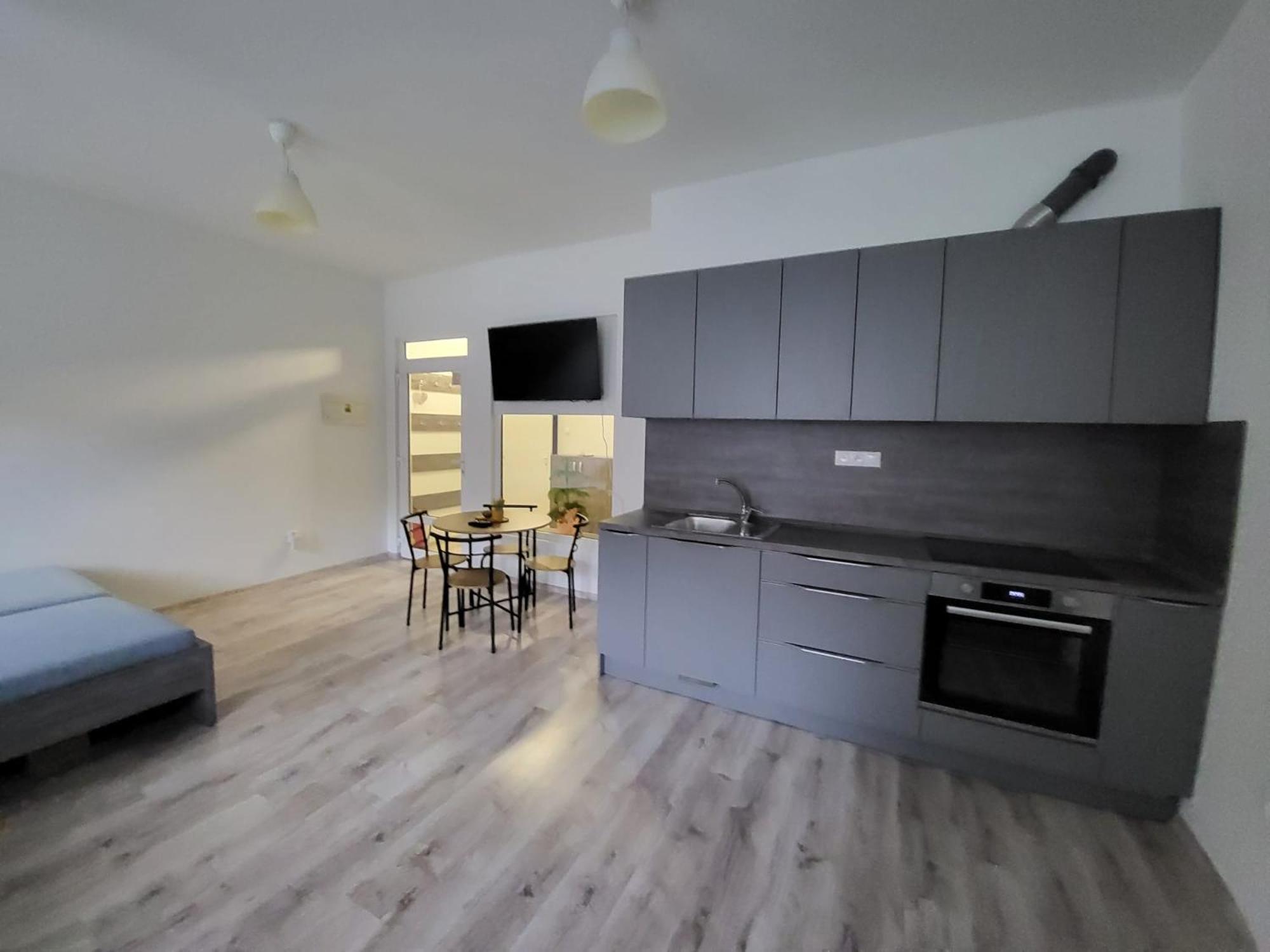 Apartman Nova Bana Extérieur photo